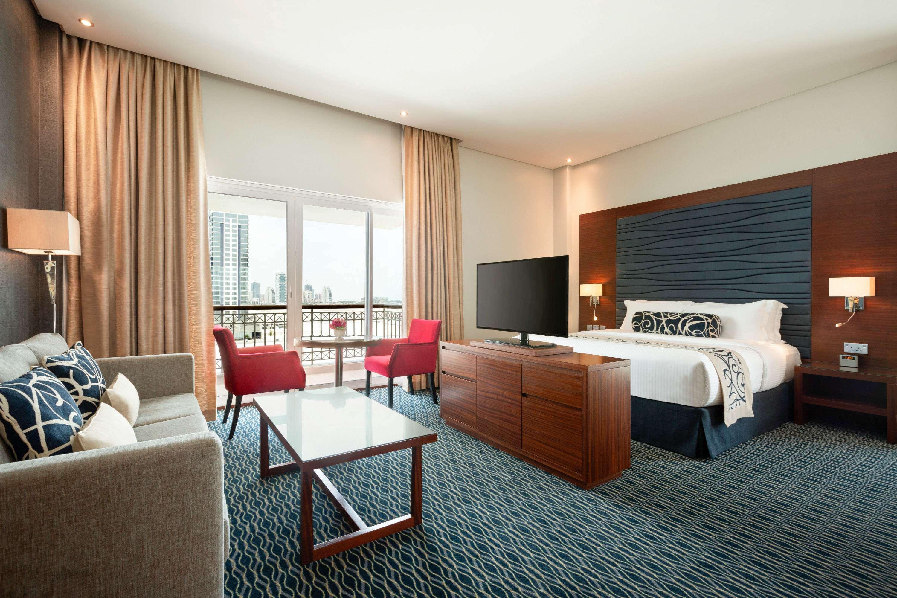 Ramada By Wyndham Manama City Centre Zewnętrze zdjęcie