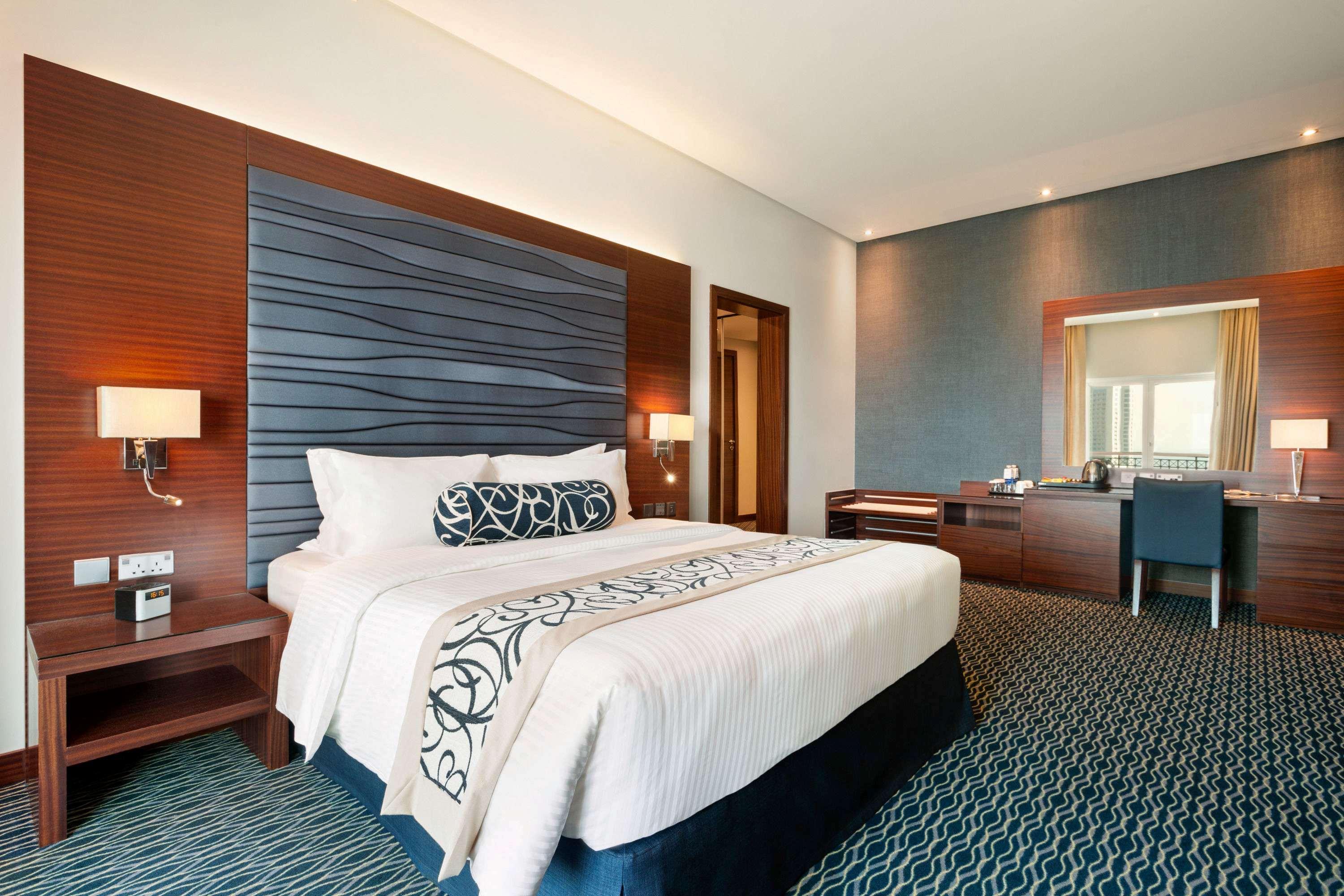 Ramada By Wyndham Manama City Centre Zewnętrze zdjęcie