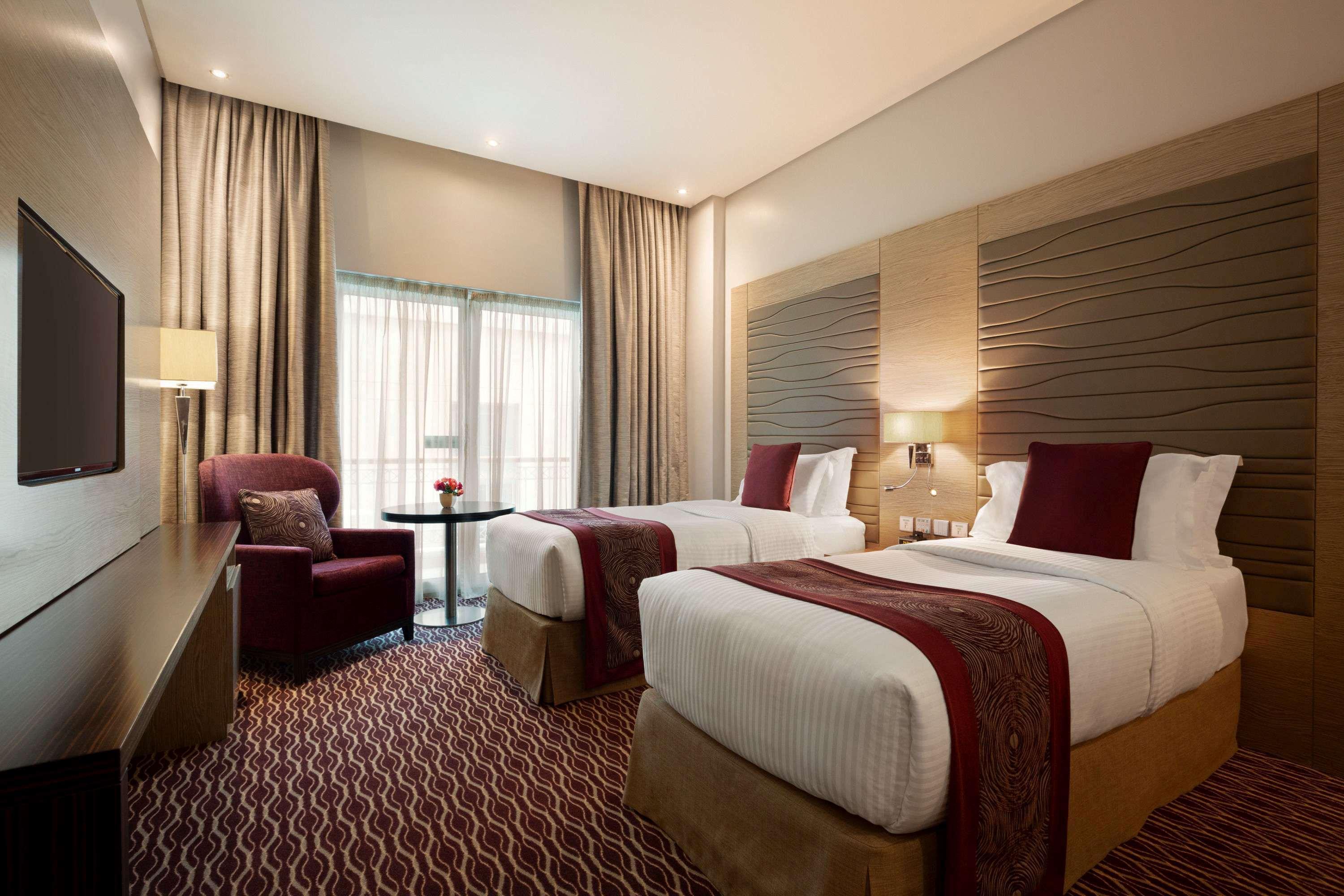 Ramada By Wyndham Manama City Centre Zewnętrze zdjęcie