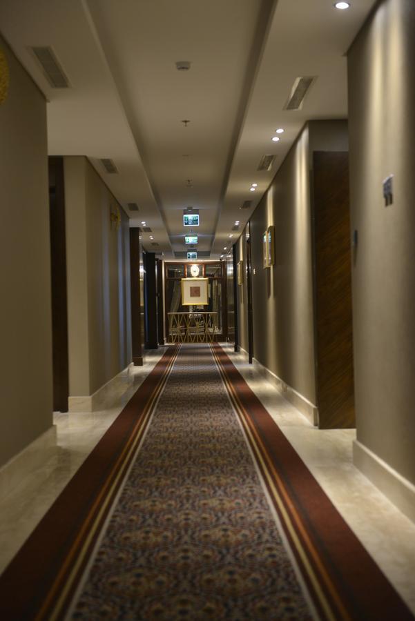 Ramada By Wyndham Manama City Centre Zewnętrze zdjęcie