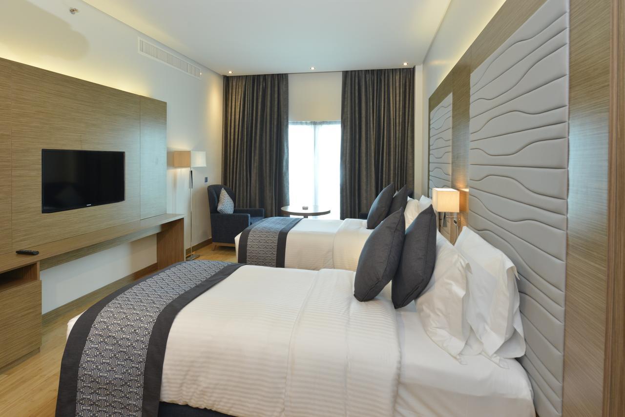 Ramada By Wyndham Manama City Centre Zewnętrze zdjęcie