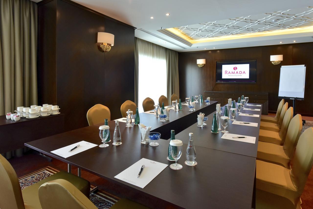 Ramada By Wyndham Manama City Centre Zewnętrze zdjęcie
