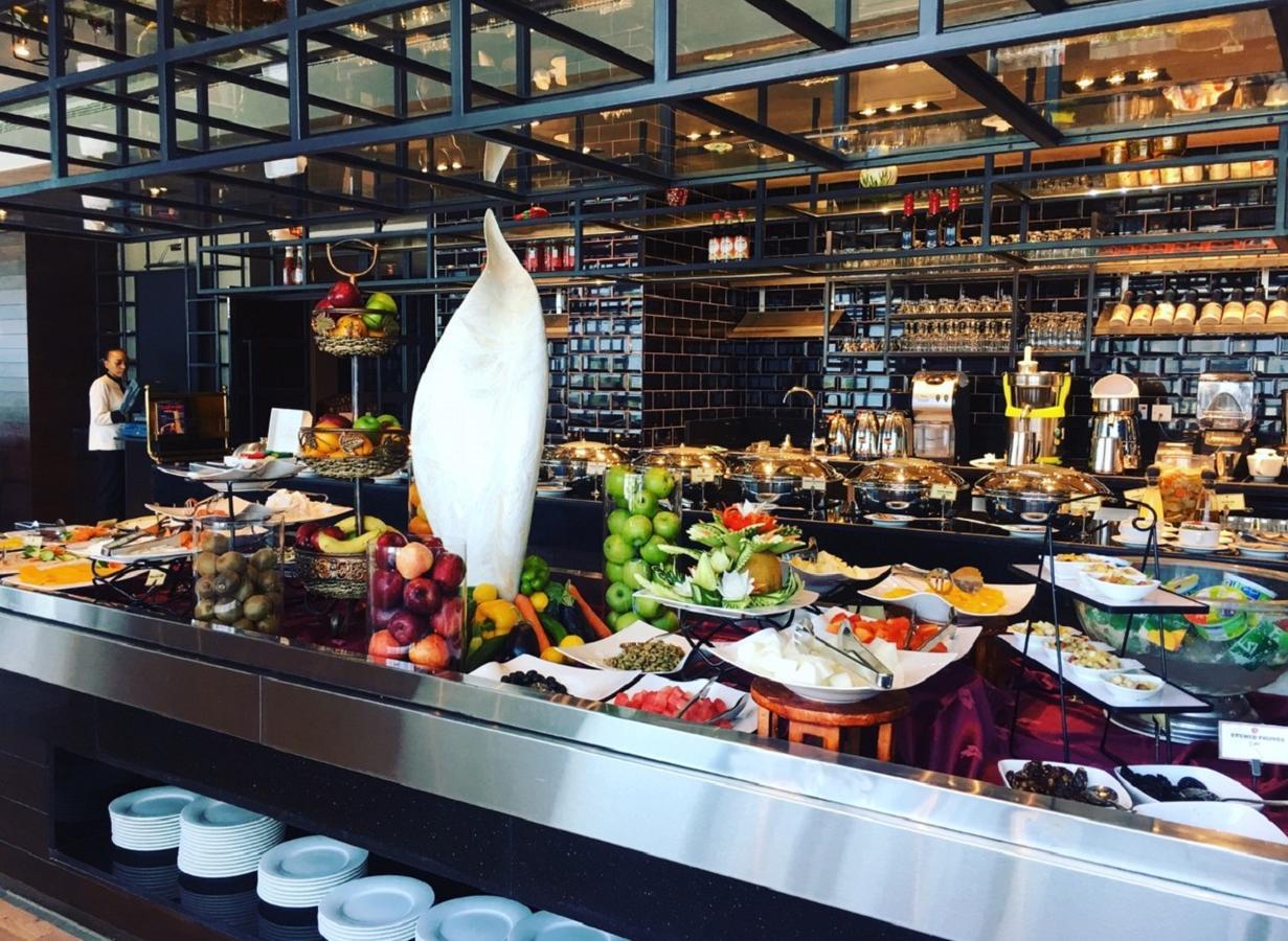 Ramada By Wyndham Manama City Centre Zewnętrze zdjęcie